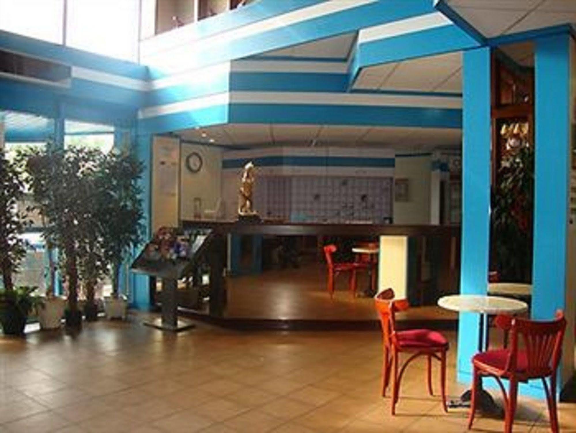 Hotel Joinville Hippodrome Joinville-le-Pont Exterior foto